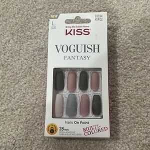 Kiss Nails Voguish Collection NIB